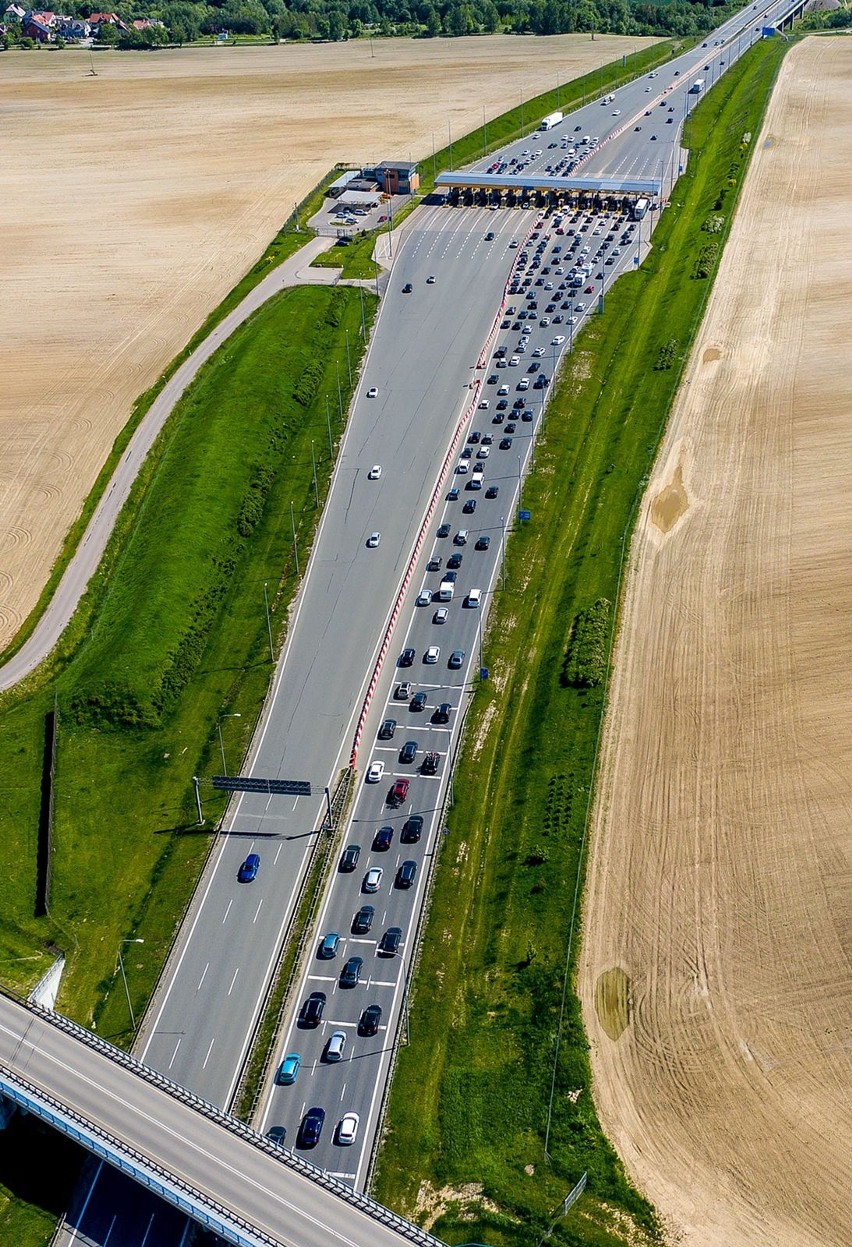 Korki na bramkach A1 w Rusocinie w niedzielę 6.06.2021