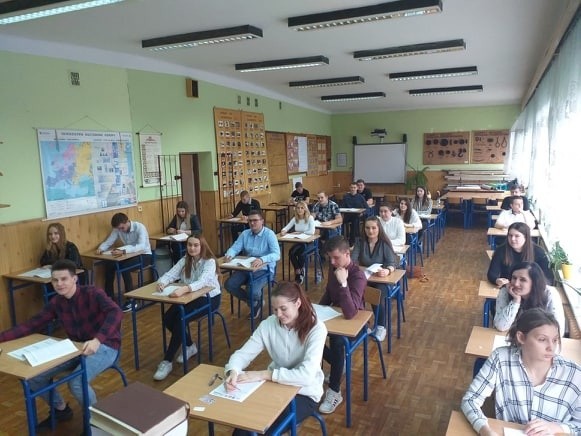 Uczniowie ze skalbmierskiej „SORBONY” pisali próbną maturę z języka polskiego