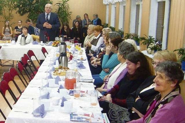 Seniorzy z Golubia-Dobrzynia bardzo chętnie biorą udział w różnego rodzaju spotkaniach
