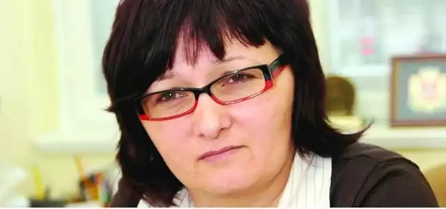 Beata Krzemińska, prywatnie żona Mariusza Krzemińskiego, służbowo - rzecznik prasowy Kujawsko-Pomorskiego Urzędu Marszałkowskiego w Toruniu