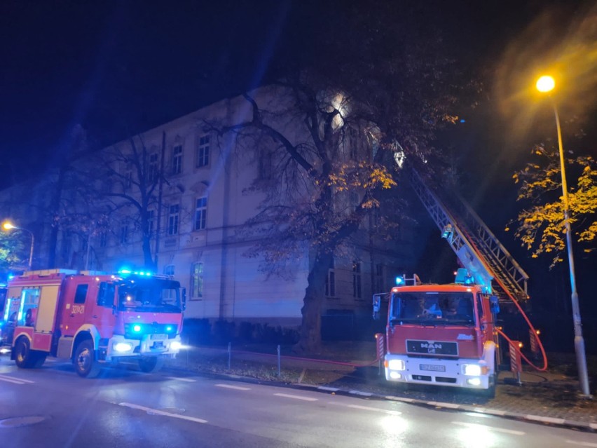 Pożar w II Liceum Ogólnokształcącym w Rzeszowie. To nie było podpalenie. Wykluczono działanie osób trzecich