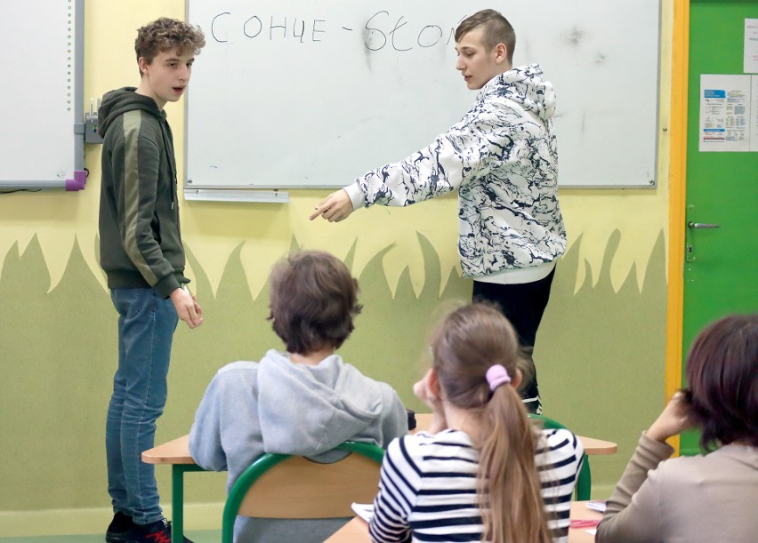 Ukraińscy uczniowie w Szkole Podstawowej nr 70 w Łodzi