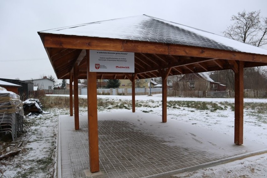 Gmina Kowala. W Zenonowie powstała altana rekreacyjna. Posłuży okolicznym mieszkańcom do organizacji wydarzeń na świeżym powietrzu