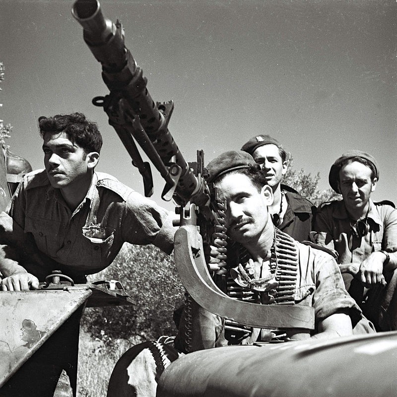 Izraelscy żołnierze w czasie wojny z Arabami w 1948 r....
