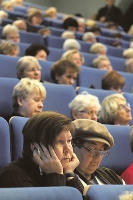 Na starość można się uczyć równie wydajnie, co udowadniają dojrzali studenci Collegium Ignatianum w Krakowie (na zdjęciu) Fot. Anna Kaczmarz