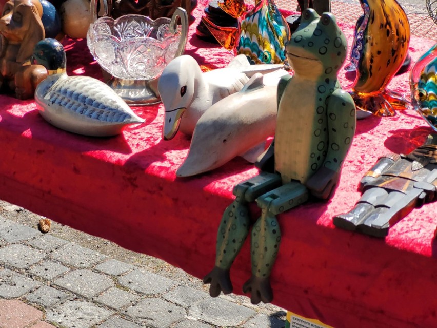 Giełda staroci pod Kręgiem. Co tym razem można było kupić?