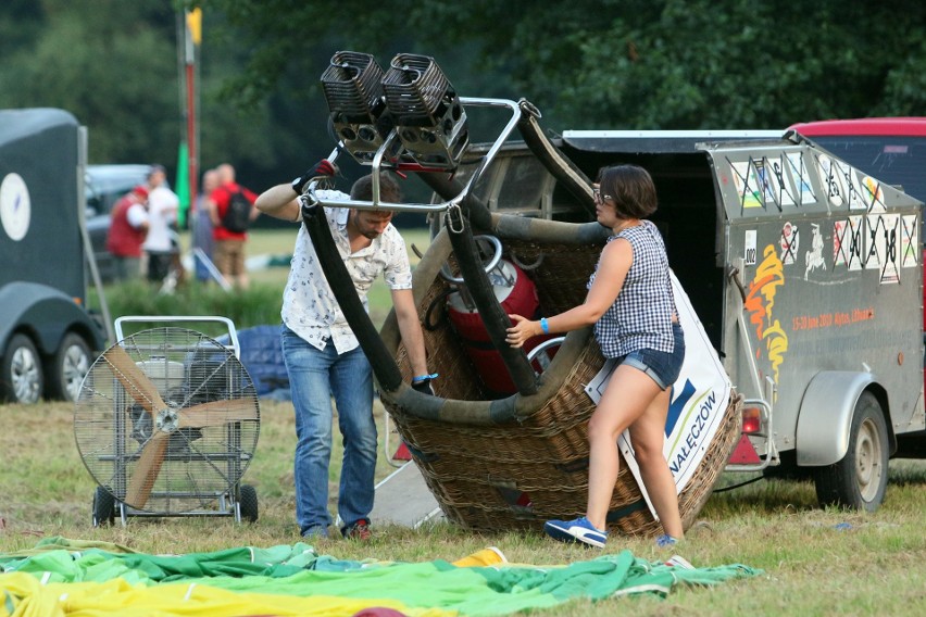 Zawody balonowe w Nałęczowie. Balony poszły w górę [DUŻO ZDJĘĆ]