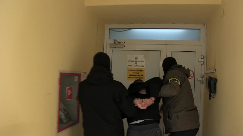 Kraków. Policja zatrzymała cztery osoby w sprawie zabójstwa...