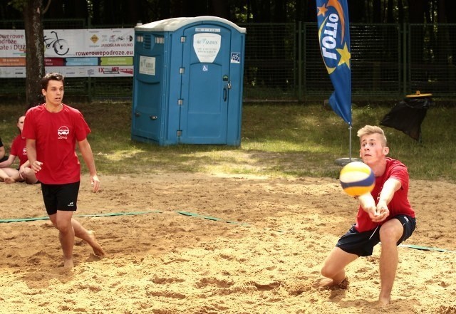 Turniej Dzielnic w Siatkówce Plażowej