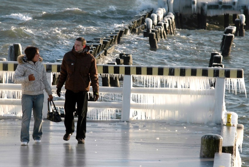 Ale przymroziło! Tak w latach 2008-2009 wyglądała zima w Gdyni. Zaspy, zamieć i magiczne dzieła z lodu