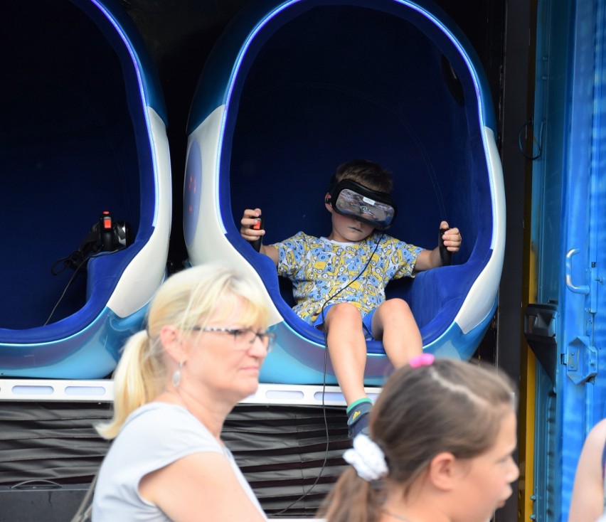 Miasteczko food trucków pod Mysią Wieżą w Kruszwicy budzi...