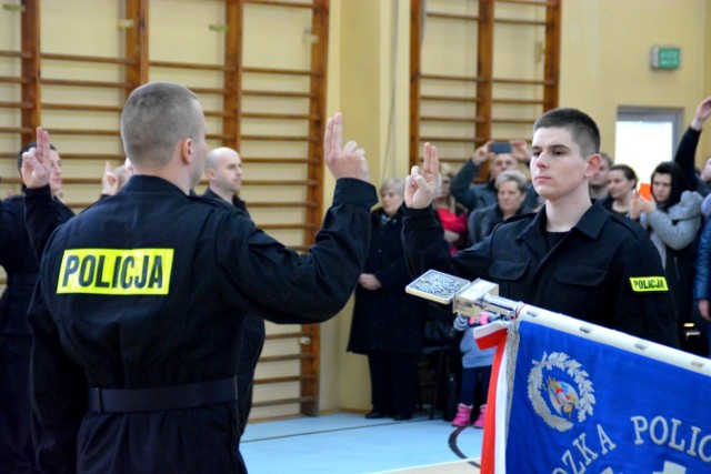 Ślubowanie 30 nowych podlaskich policjantów