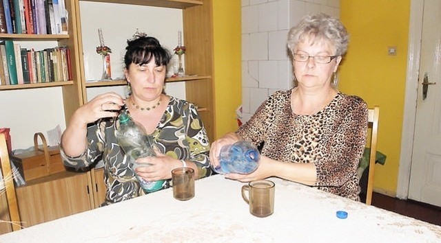 Elżbieta Sobich i Lidia Lewandowska są skazane na kupowanie wody w sklepach