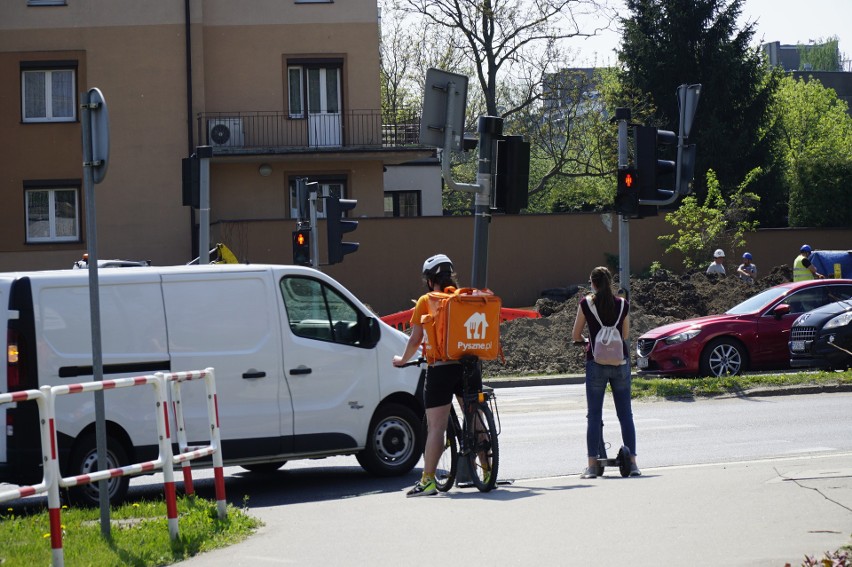 Dojazd ulicą Głogowską, odcinkiem między parkiem Wilsona a...