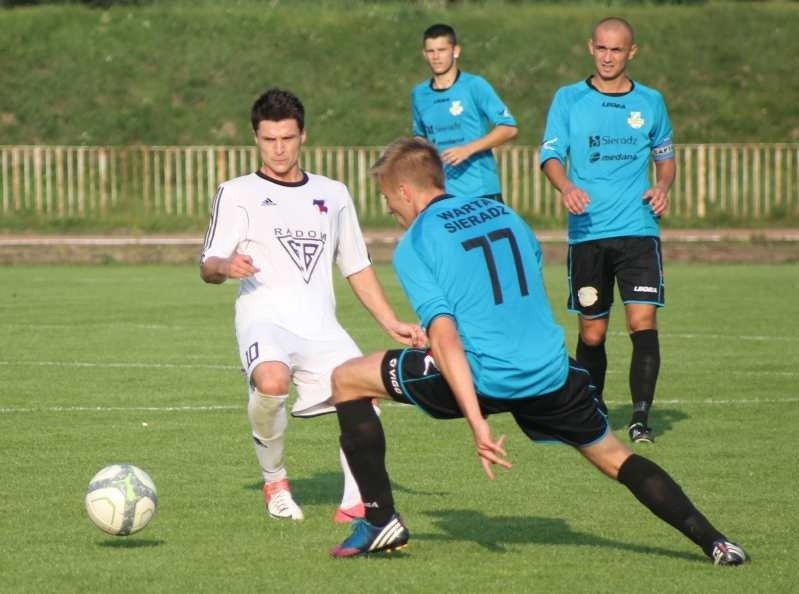 Warta Sieradz - Broń 0:2