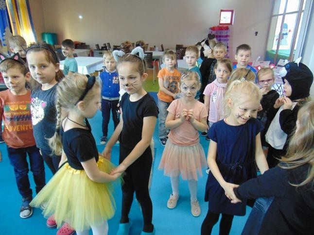 Rogowskie przedszkolaki świętowały Dzień Kota