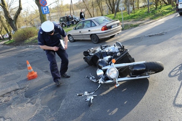 Na ulicach Szczecina doszło do dwóch poważnych wypadków. W jednym z nich ranny został motocyklista