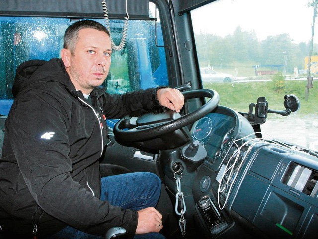 Jacek Tokarczyk jest jednym z wielu przedsiębiorców, dla których brak lokalnych przejść granicznych dla wielkich ciężarówek jest poważną komplikacją w biznesie. Boją się bankructwa