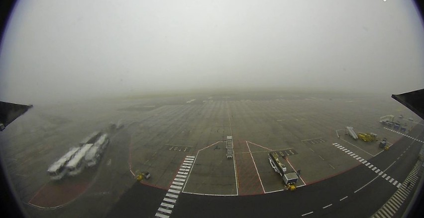 Opóźnienia samolotów na lotnisku w Gdańsku 