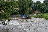 Starosta prudnicki ogłosił stan alarmowy. Wysoka fala płynie rzeką Prudnik i Osobłogą