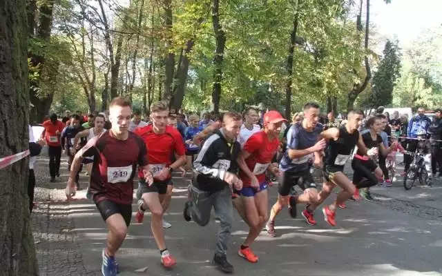Niezwykle ciekawie zapowiada się sobotnia impreza biegowa w Kielcach - Kielce biegają.