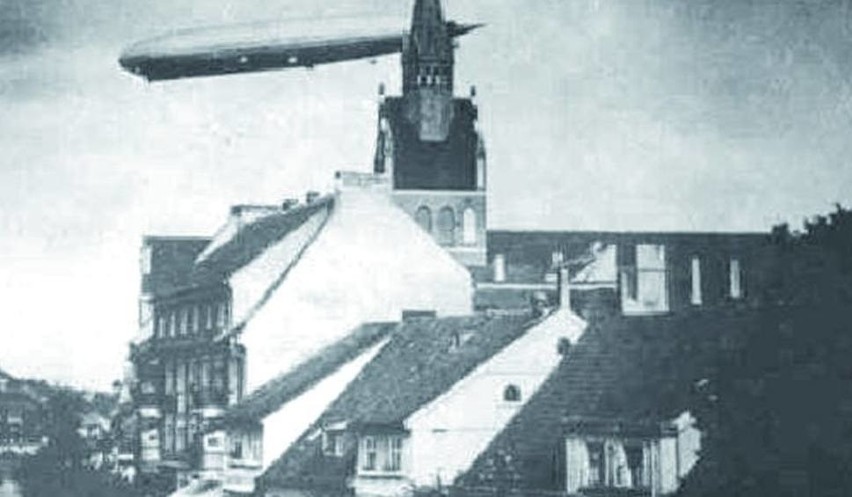 Takie gigantyczne zeppeliny pojawiały się w 1915 roku nad...