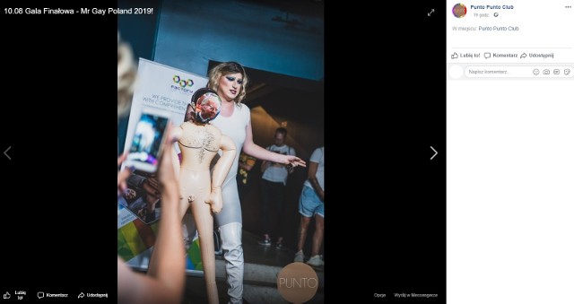 W poznańskim klubie Punto Punto, odbyła się gala finałowa Mr Gay Poland 2019. Podczas wyborów jeden z artystów wystąpił z dmuchaną lalką, do której przyklejony był wizerunek arcybiskupa Jędraszewskiego. Artysta w swoim show imitował podcinanie mu gardła.