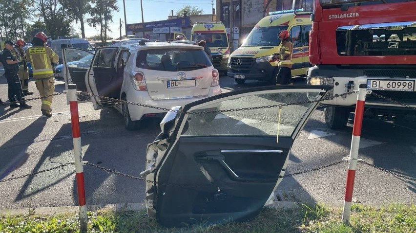 Wypadek na Alei Legionów w Łomży. Toyota zderzyła się z BMW