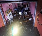 Zalane garaże, podtopione piwnice - przez Ostrowiec przeszła potężna nawałnica