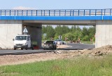 Budowa wiaduktu kolejowego na ulicy Energetyków w Radomiu. Można już jeździć przez tory (ZDJĘCIA)