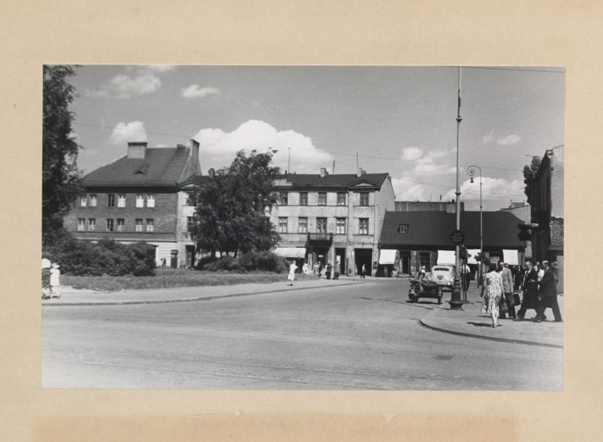 Plac Reymonta. Więcej na kolejnych zdjęciach