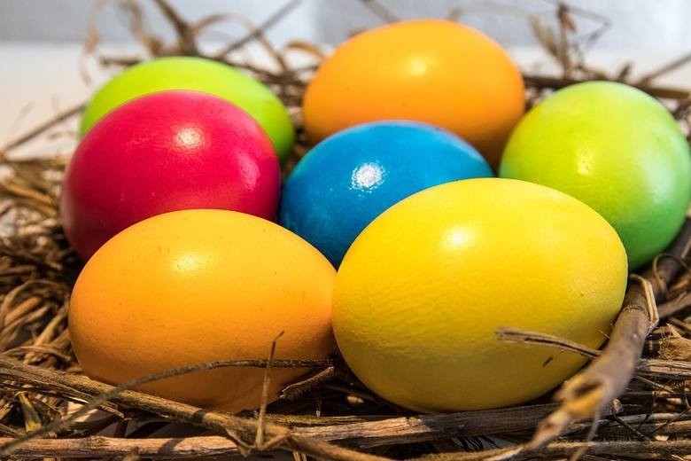 Najpiękniejsze życzenia i wierszyki wielkanocne [ŻYCZENIA NA...