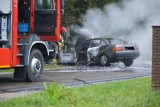 Groźny wypadek pod Skierniewicami. Auto stanęło w płomieniach. Ranny 5-letni chłopiec i jego ojciec ZDJĘCIA