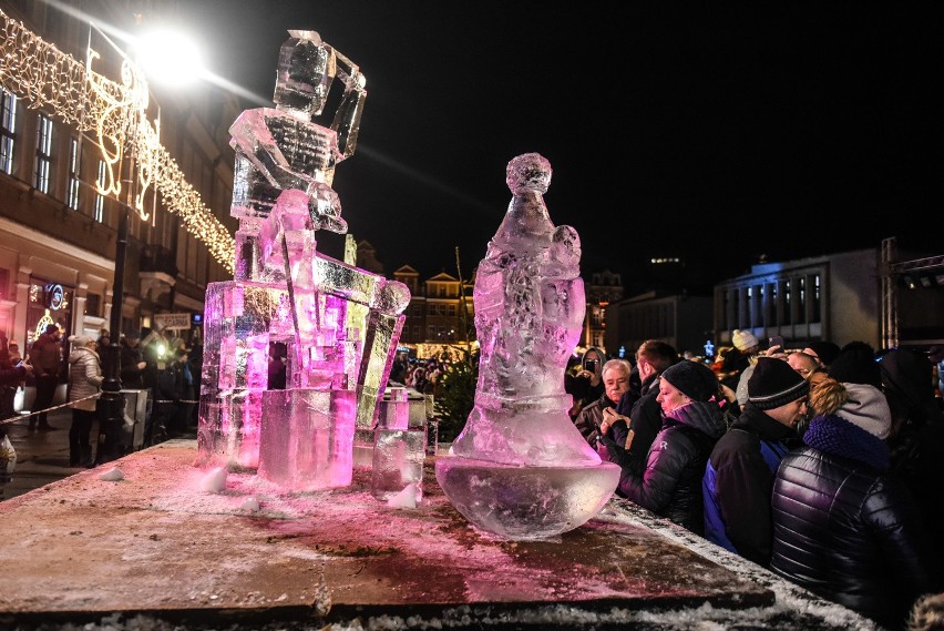 Zwycięska rzeźba Amerykanów