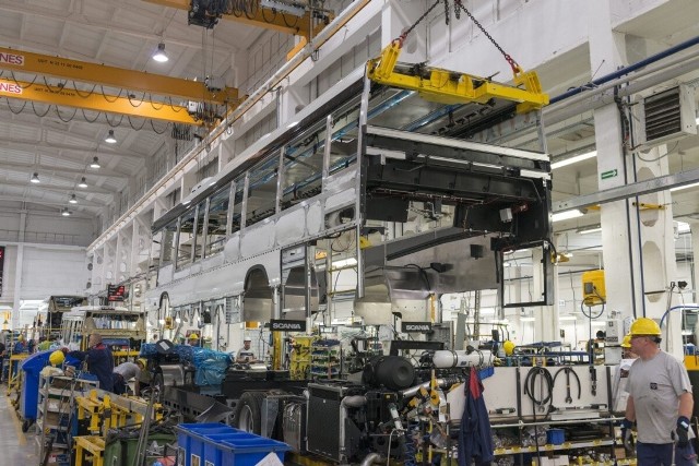 Po likwidacji fabryki nadwozi autobusów marki Scania w Słupsku pracę ma stracić 720 osób.