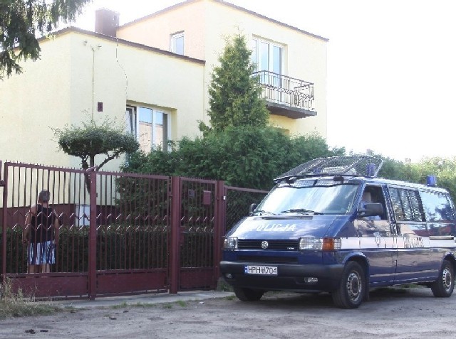 Do tragedii doszło w środę po południu na prywatnej posesji przy ulicy Grochowej w Radomiu.