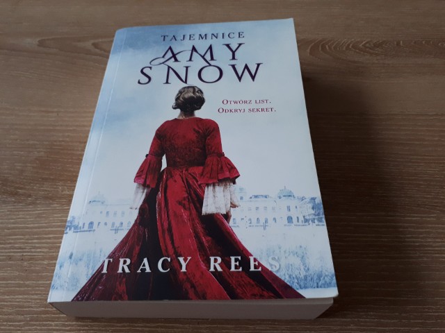 „Tajemnice Amy Snow” Tracy Rees