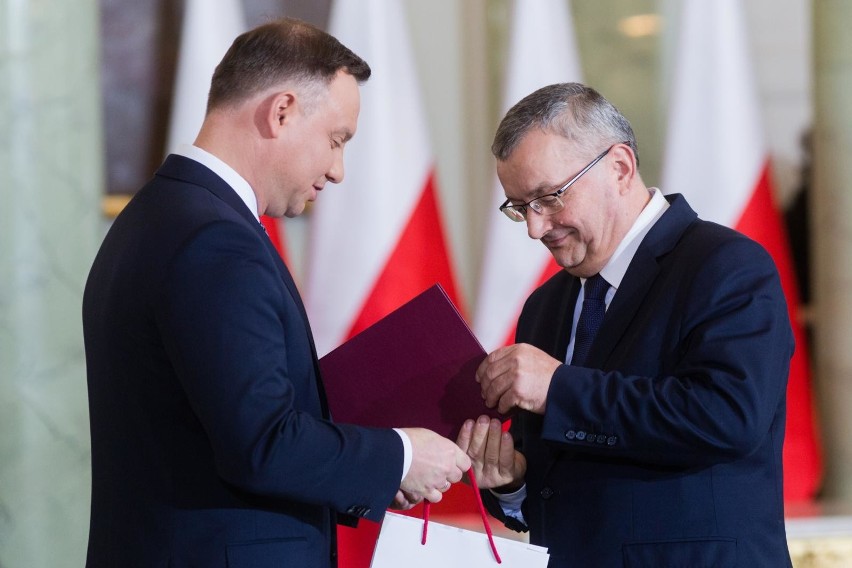 Rekonstrukcja rządu Morawieckiego. Kto został odwołany, a kto powołany? Lista nowych ministrów