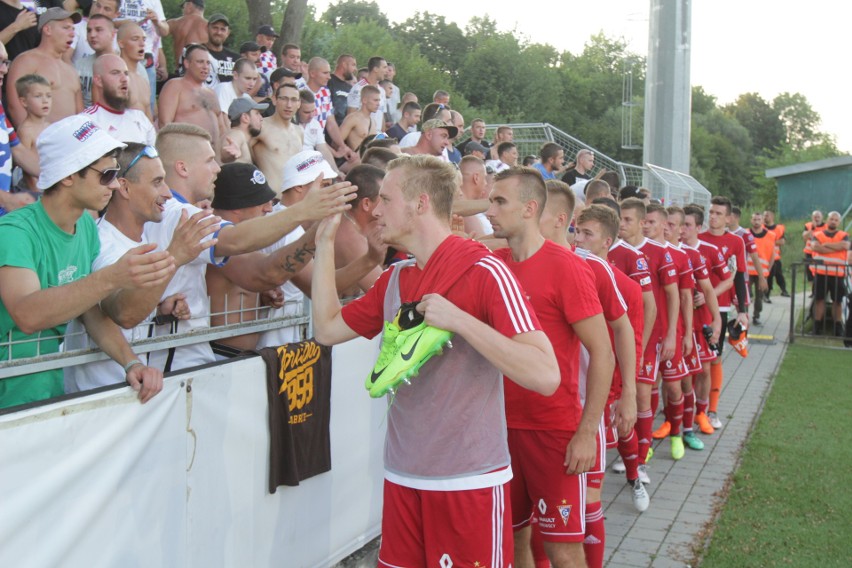 AS Trencin - Górnik Zabrze [ZDJĘCIA KIBICÓW]: Tak było na trybunach w Myjavie