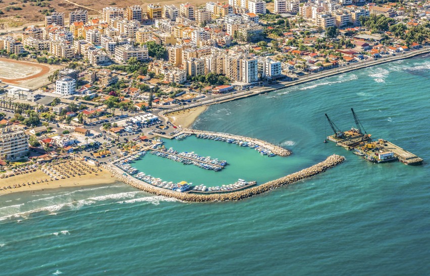 7-14 lutego, Larnaka z biurem Top Touristik, wyloty z...