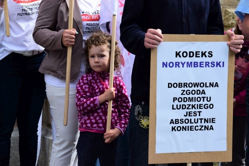 Pani Iwona spod Gniewkowa nie zaszczepiła swojej córeczki....