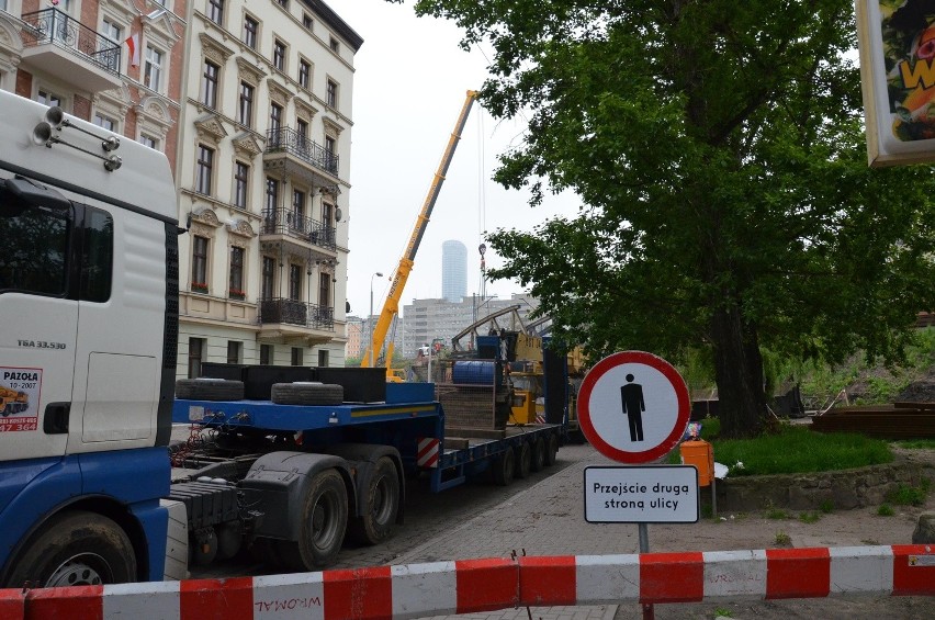 Rozbiórka wiaduktu kolejowego nad ul. Grabiszyńską (NOWE ZDJĘCIA, FILMY, OBJAZDY)