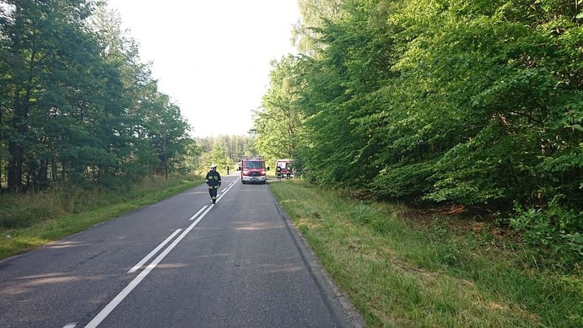Do wypadku w gminie Polanów doszło w sobotę rano. Na drodze...
