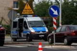 Wypadek na przejściu dla pieszych w Janikowie. Ranna 83-letnia kobieta