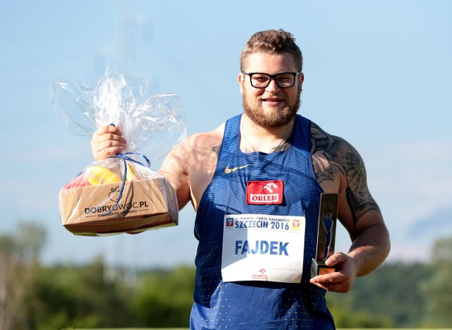 Paweł Fajdek po starcie się uśmiechał, choć wynik go nie cieszył.