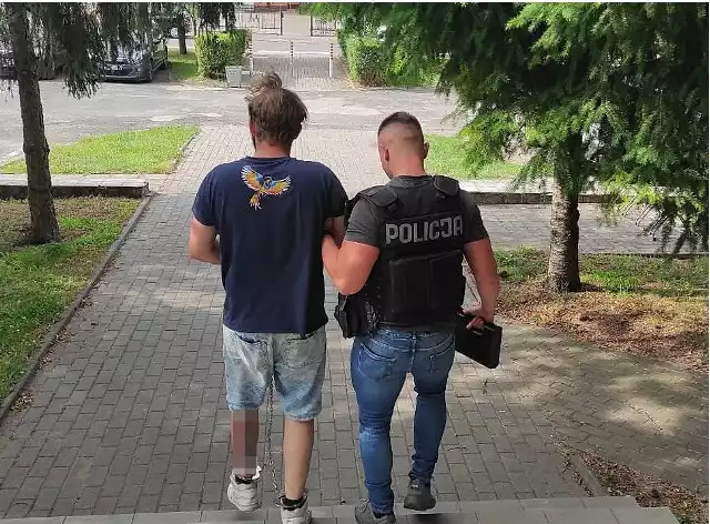 Policja zatrzymała na bydgoskim Szwederowie 29-letniego mężczyznę. Posiadał ponad 4,5 kg narkotyków. Sąd zdecydował już o tymczasowym aresztowaniu zatrzymanego na 3 miesięce