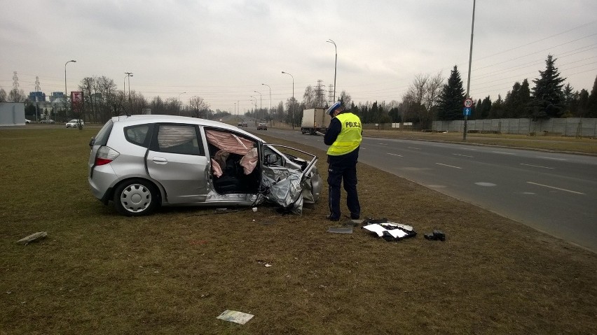 Wypadek na Rondzie Sybiraków. Są ranni! [zdjęcia]