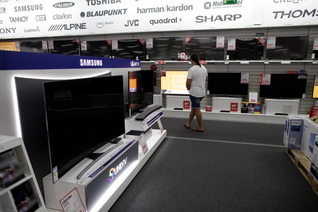UOKiK skontrolował sklepy handlujące elektroniką. Chodzi między innymi o Media Markt, Media Expert, Neonet i Komputronik.