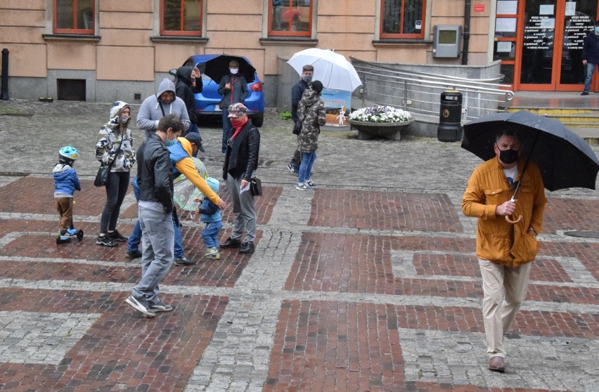 Mieszkańcy Bielska-Białej protestuja przeciwko udostępnianiu...