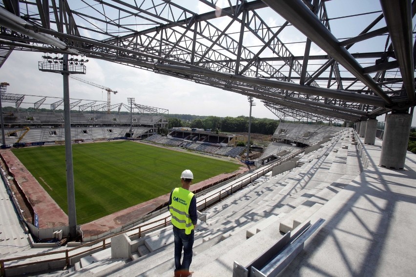 Stadion Górnika Zabrze: Praca na budowie wre! [ZDJĘCIA i WIDEO]